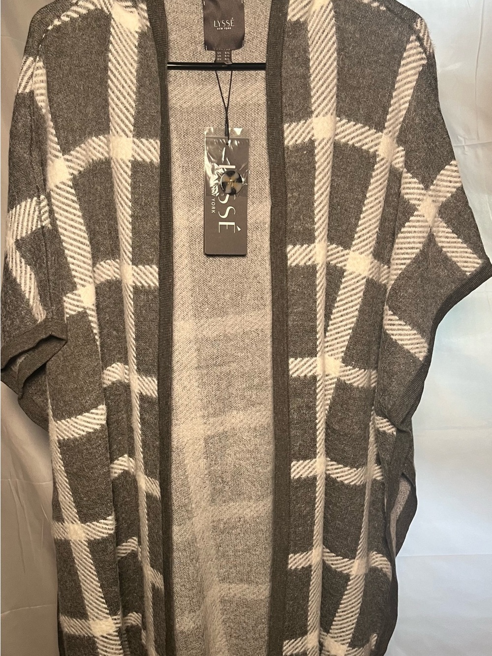 NWT Lysse Gray & Cream Plaid Open Front Wrap Cardigan